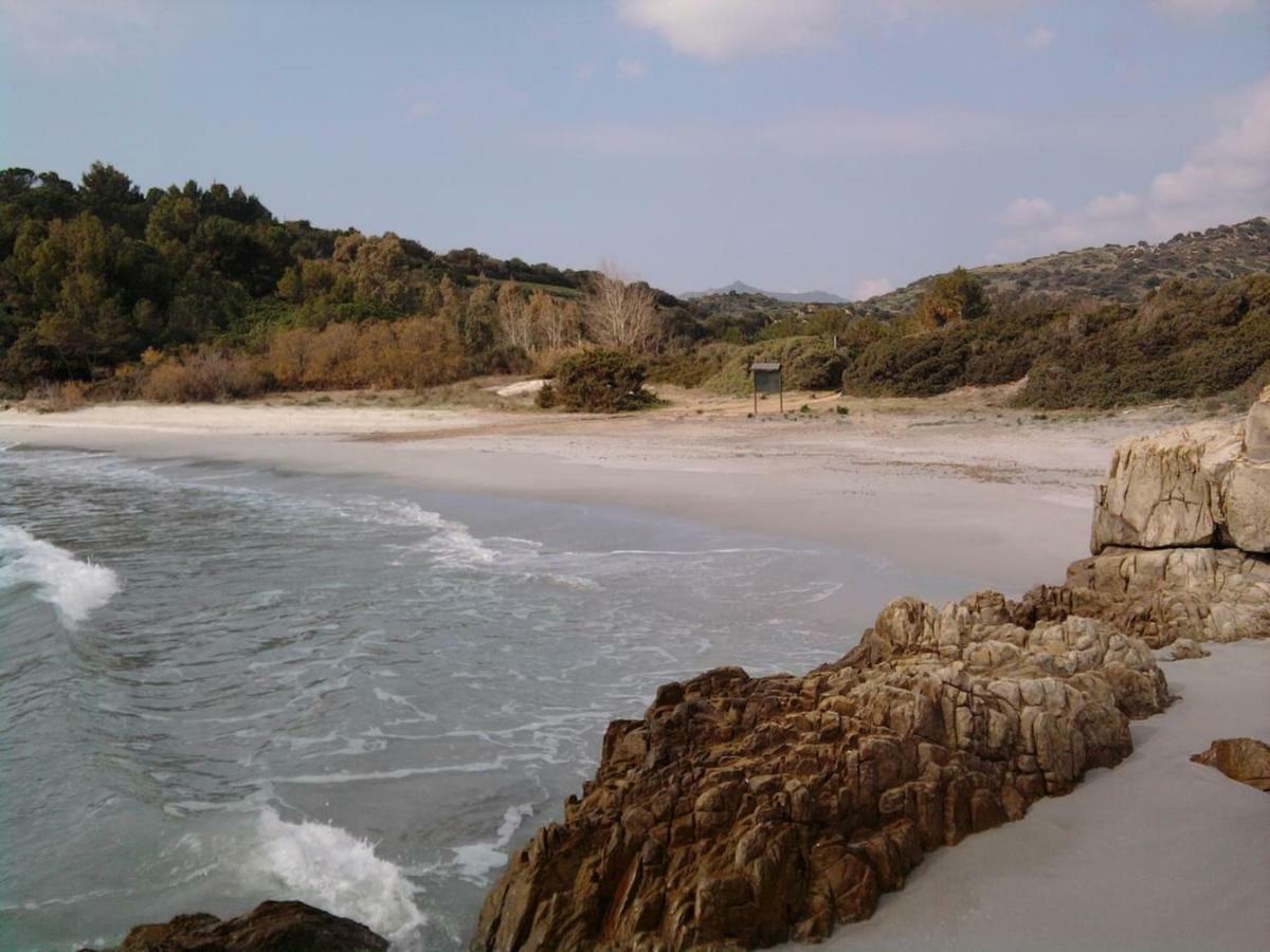 Villasimius Villetta A 300 Mt Dalla Spiaggia Exterior foto